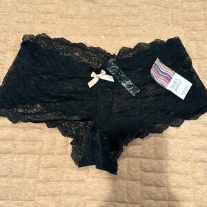 BNWT - Hanky Panky Cheeky Panties from Nordstrom.